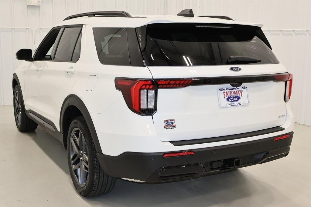 new 2025 Ford Explorer car, priced at $50,990