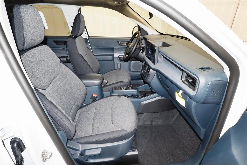new 2025 Ford Maverick car, priced at $35,699