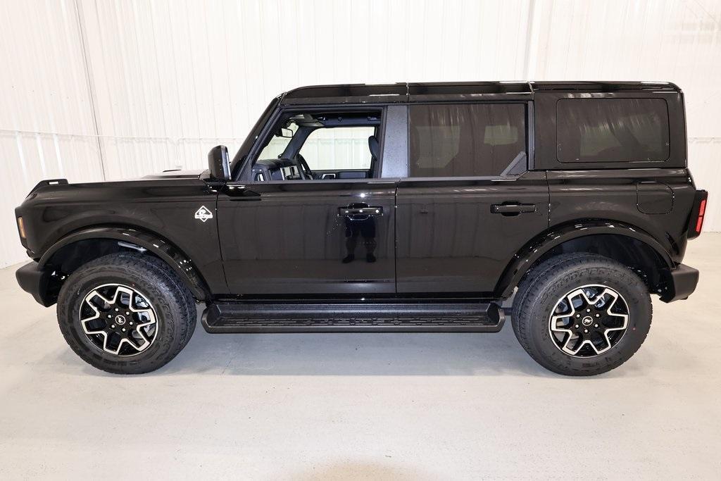 new 2025 Ford Bronco car, priced at $48,990