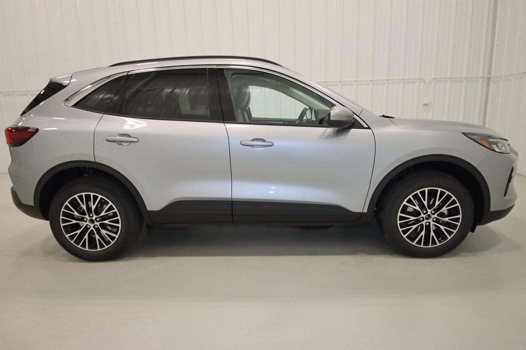 used 2024 Ford Escape car, priced at $26,500