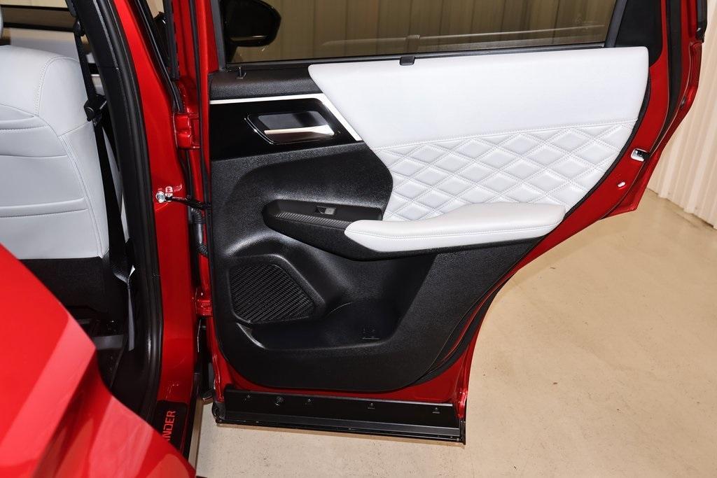 used 2024 Mitsubishi Outlander car, priced at $29,500