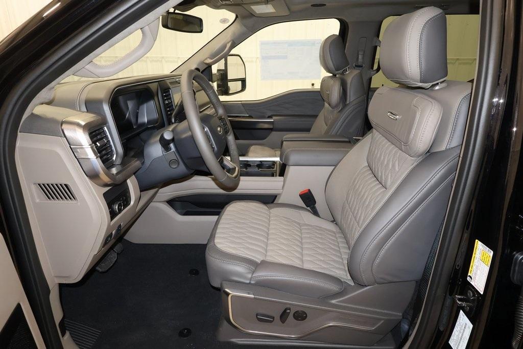 new 2025 Ford F-450 car, priced at $106,750