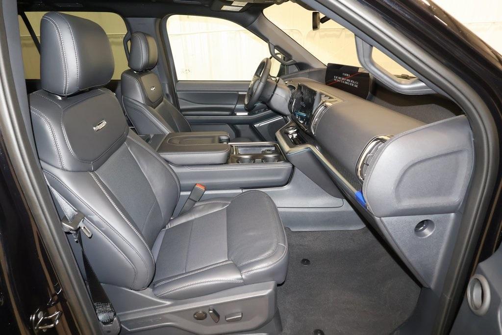 new 2025 Ford Expedition car, priced at $83,170