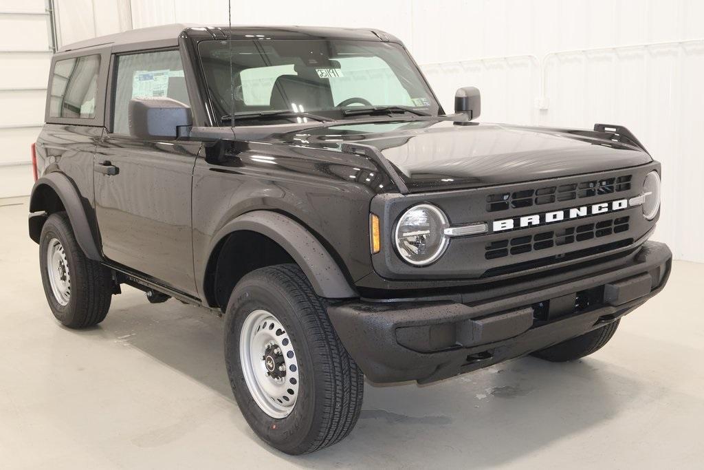 new 2025 Ford Bronco car, priced at $39,483