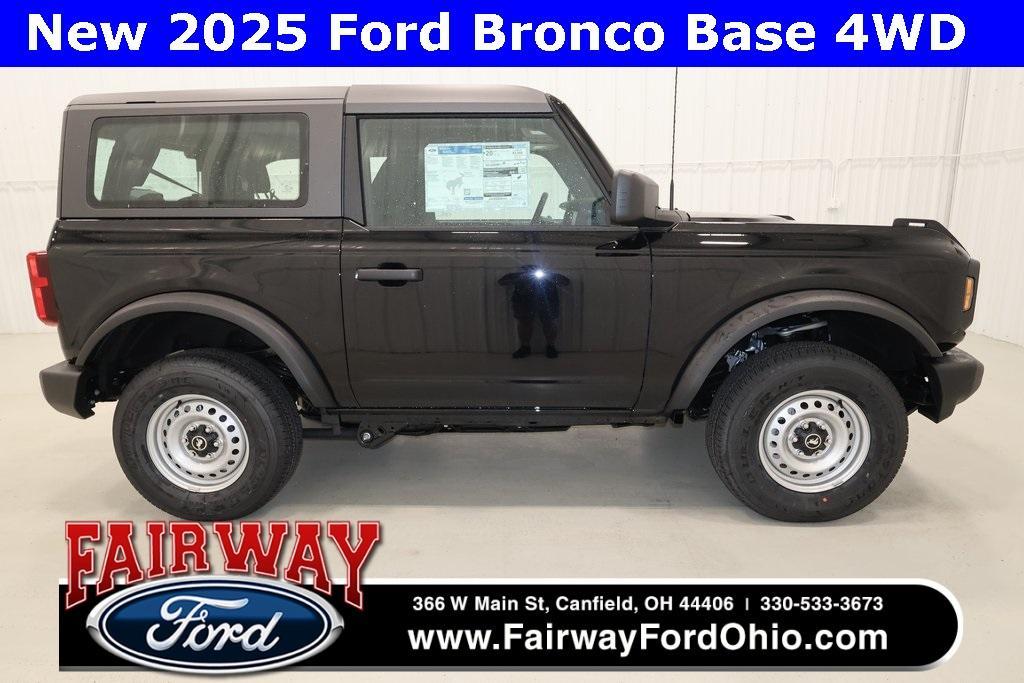 new 2025 Ford Bronco car, priced at $39,483