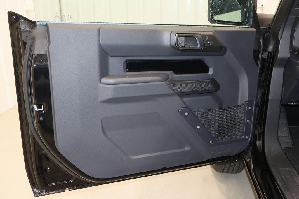 new 2025 Ford Bronco car, priced at $39,483