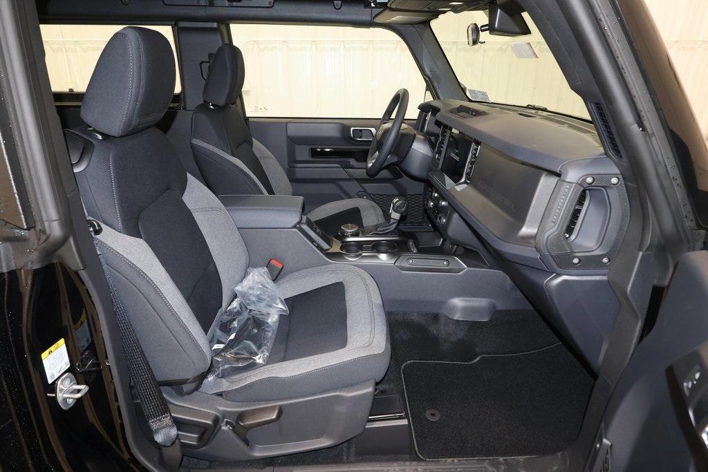 new 2025 Ford Bronco car, priced at $39,483