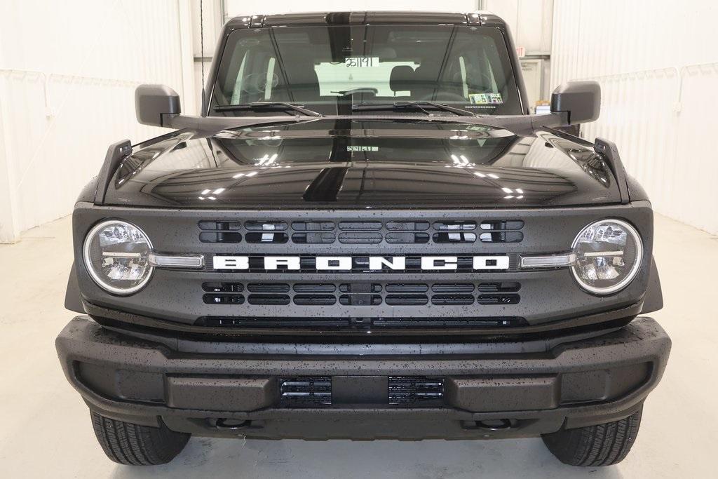 new 2025 Ford Bronco car, priced at $39,483