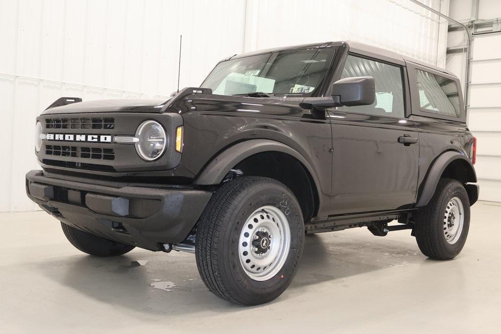 new 2025 Ford Bronco car, priced at $39,483