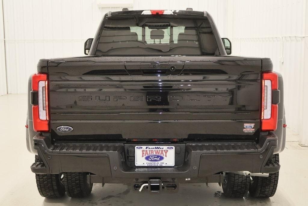 new 2025 Ford F-450 car, priced at $103,185