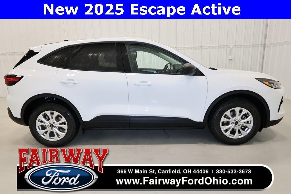 new 2025 Ford Escape car, priced at $30,795