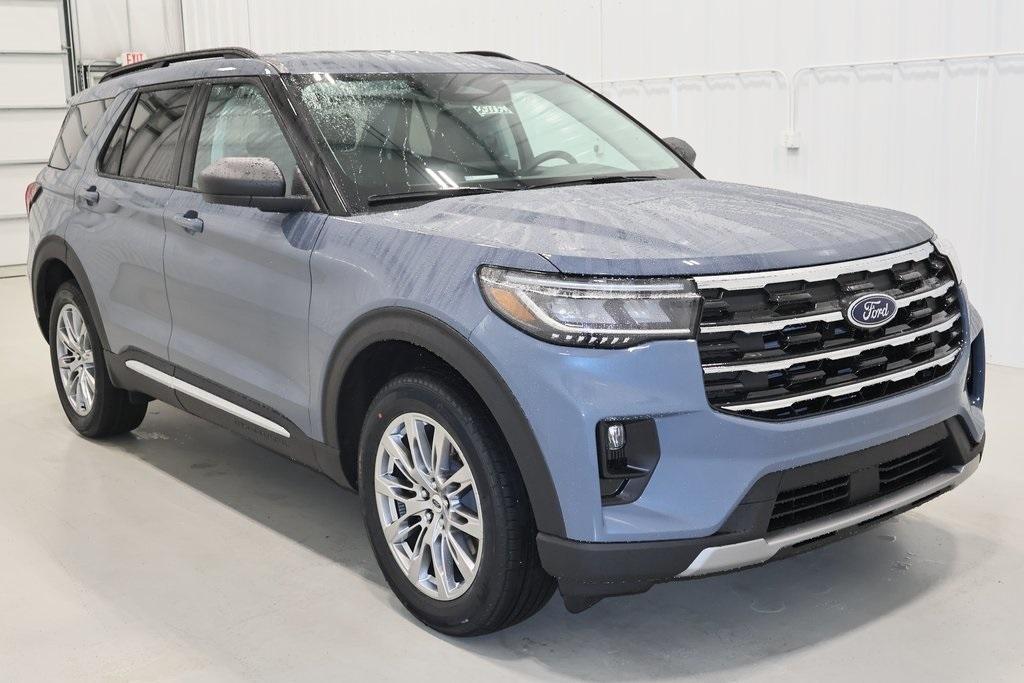 new 2025 Ford Explorer car, priced at $45,315