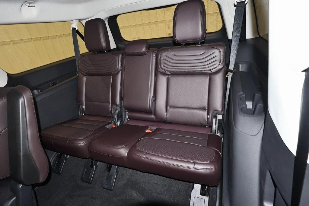 new 2025 Ford Expedition Max car, priced at $89,905