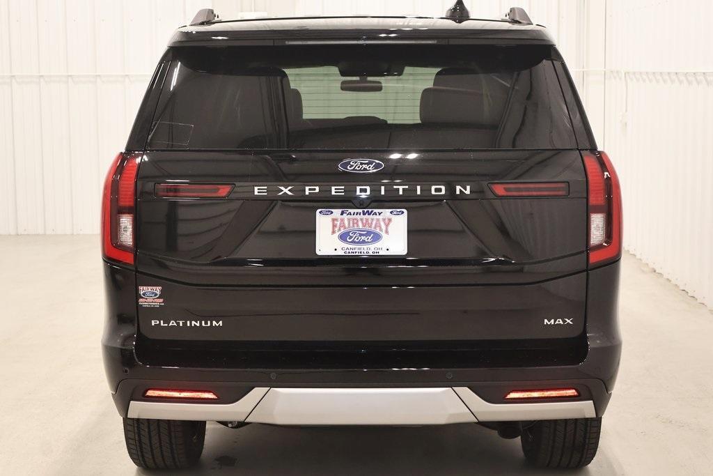 new 2025 Ford Expedition Max car, priced at $89,905