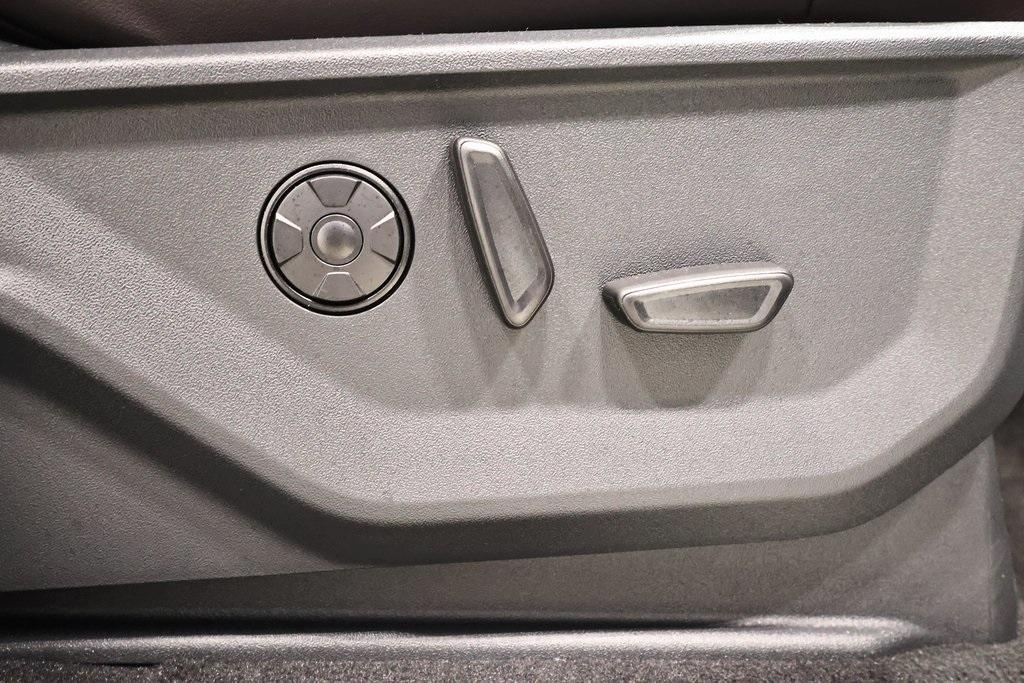 new 2025 Ford Expedition Max car, priced at $89,905