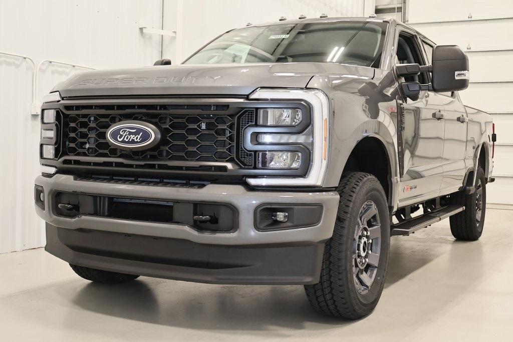 new 2024 Ford F-350 car, priced at $78,890