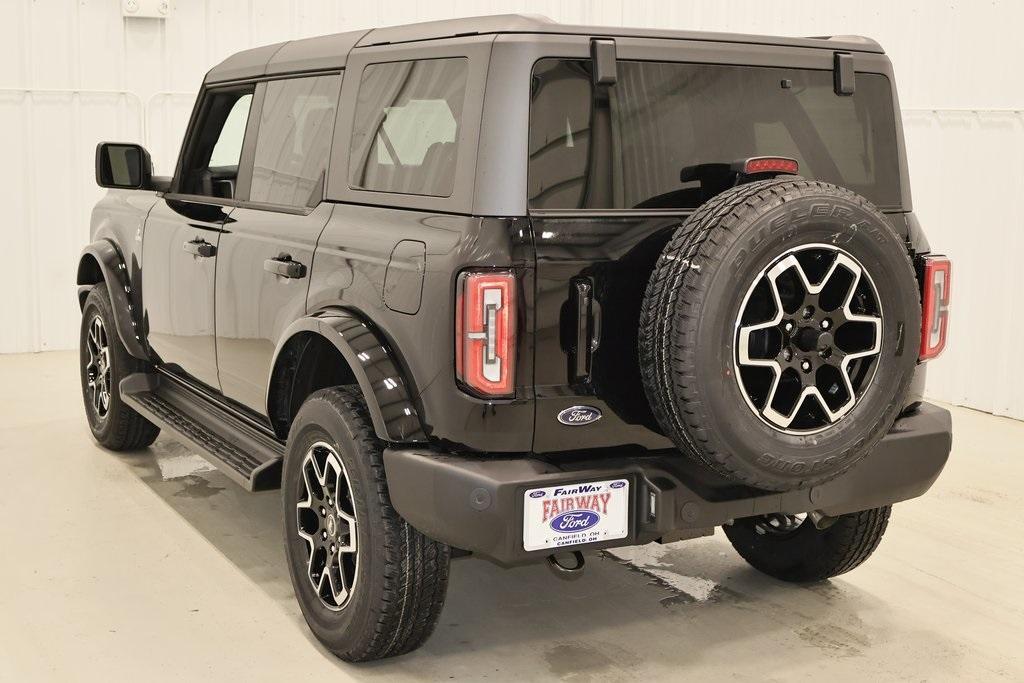 new 2025 Ford Bronco car, priced at $51,556