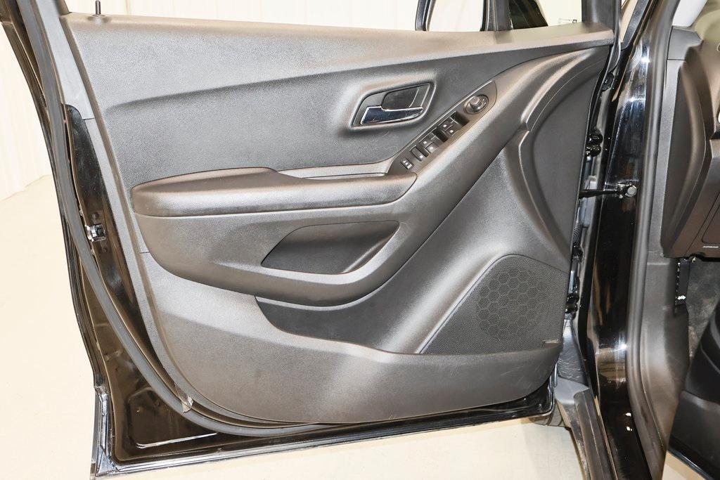 used 2022 Chevrolet Trax car, priced at $16,500