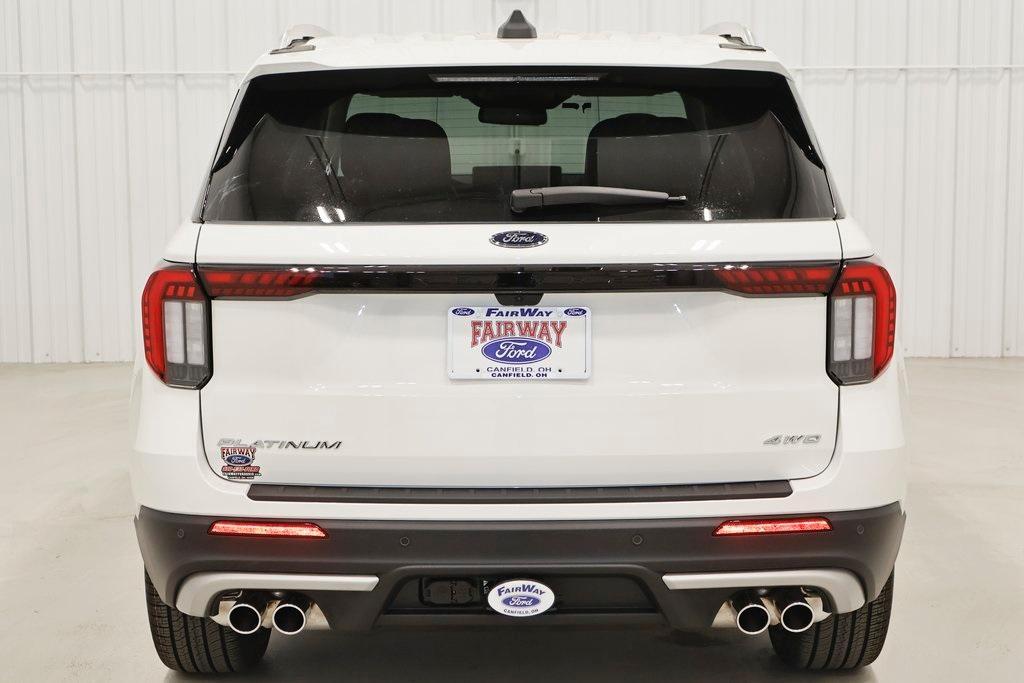 new 2025 Ford Explorer car, priced at $58,075