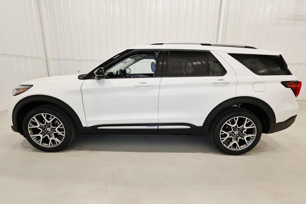 new 2025 Ford Explorer car, priced at $58,075