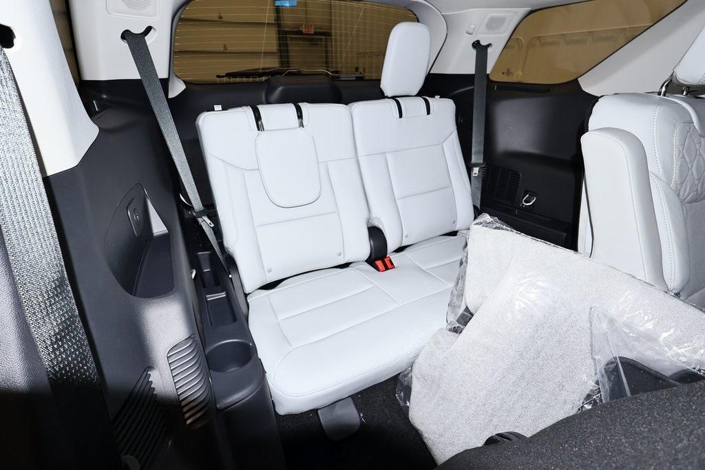 new 2025 Ford Explorer car, priced at $58,075
