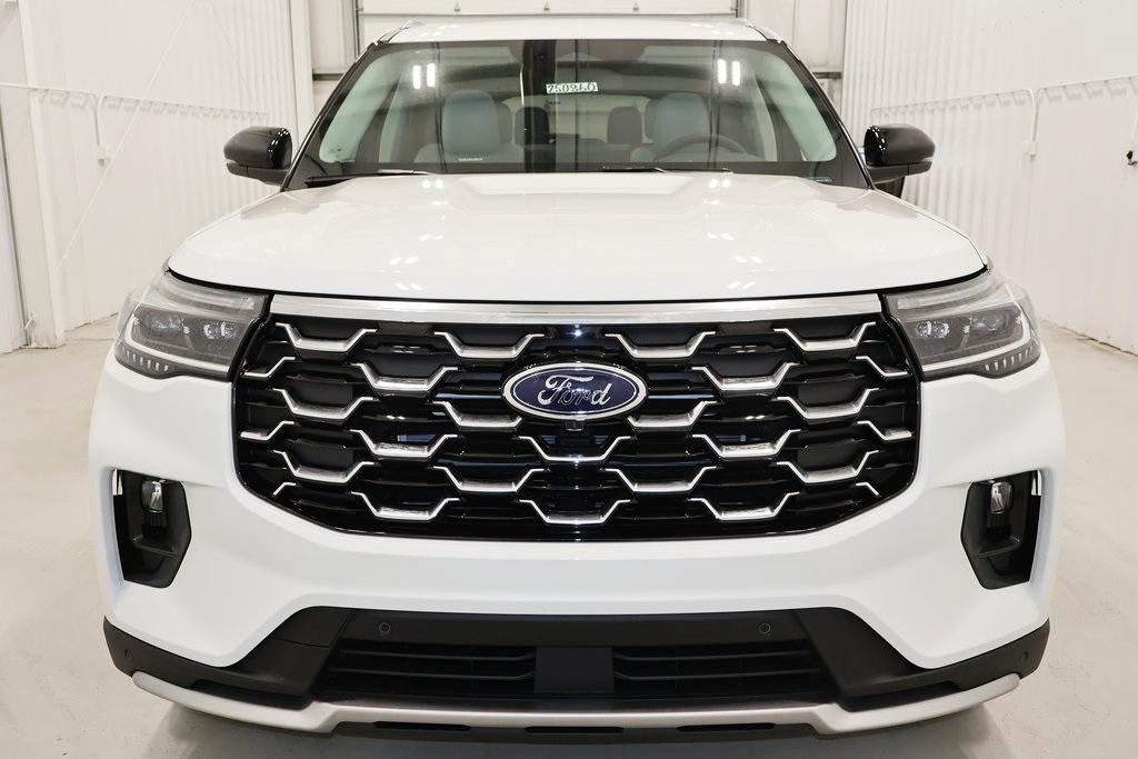 new 2025 Ford Explorer car, priced at $58,075