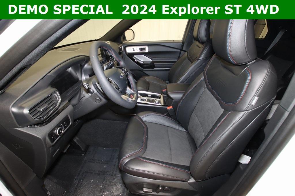 new 2024 Ford Explorer car, priced at $58,958