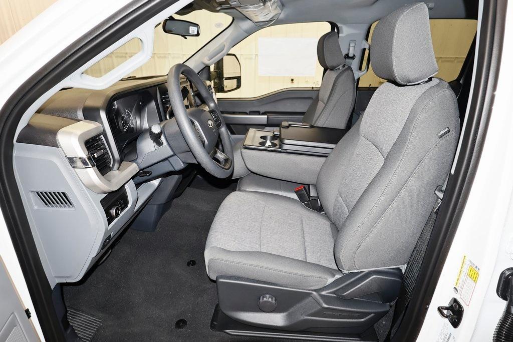 new 2025 Ford F-350 car, priced at $71,760