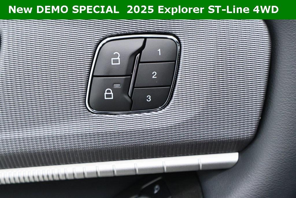 new 2025 Ford Explorer car, priced at $47,670