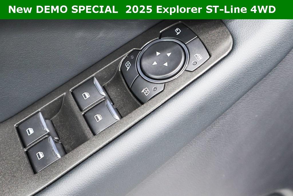 new 2025 Ford Explorer car, priced at $47,670