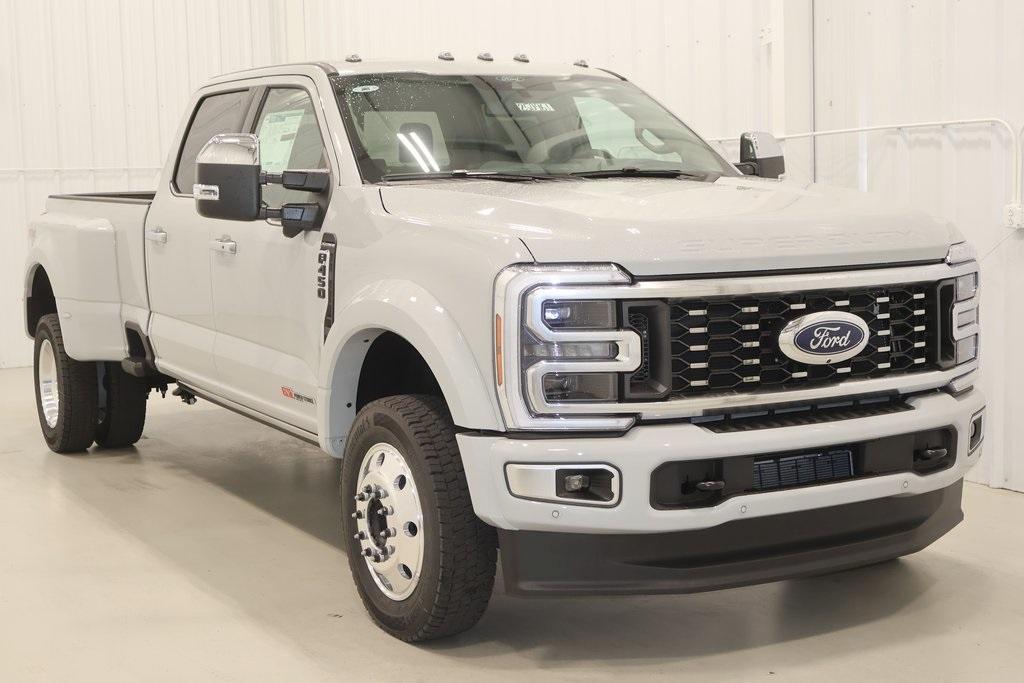 new 2025 Ford F-450 car, priced at $106,750