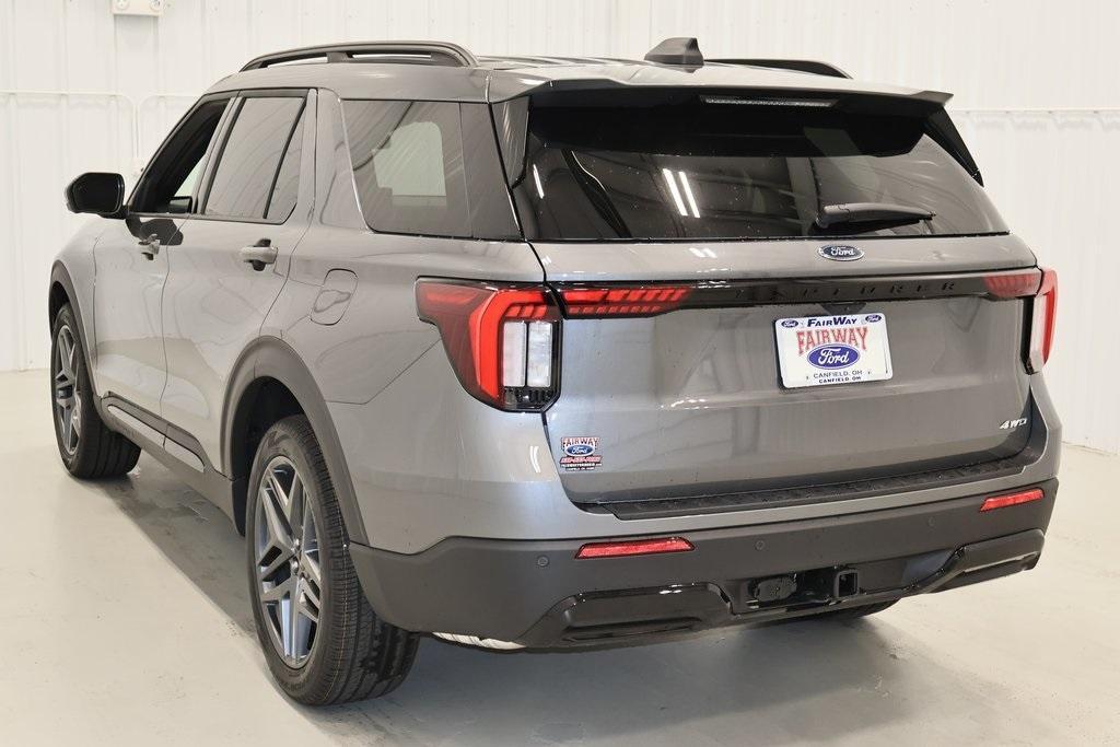 new 2025 Ford Explorer car, priced at $50,195