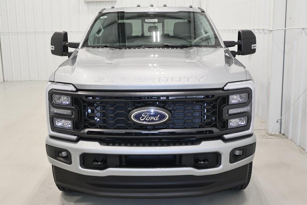 new 2024 Ford F-350 car, priced at $68,590