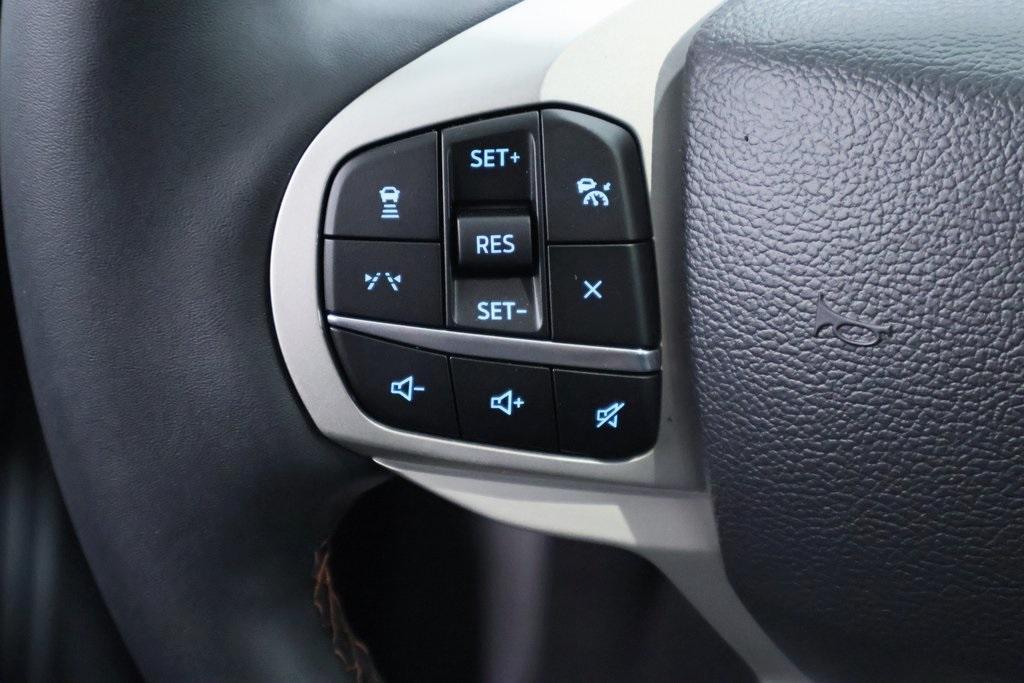 new 2025 Ford Explorer car, priced at $47,097