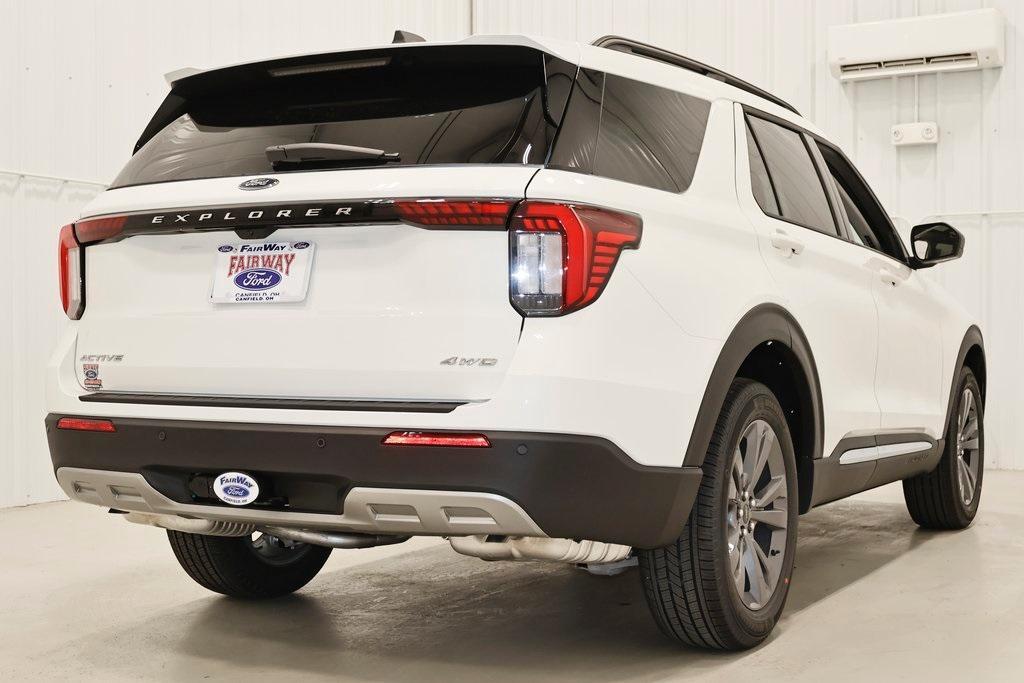 new 2025 Ford Explorer car, priced at $47,097