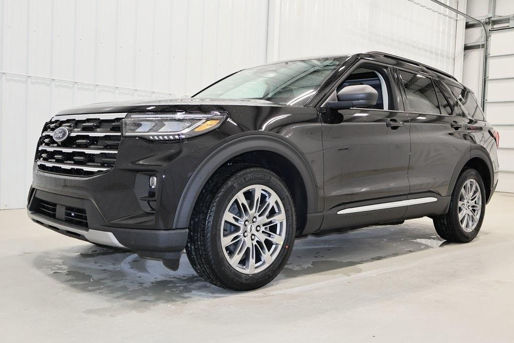 new 2025 Ford Explorer car, priced at $46,355