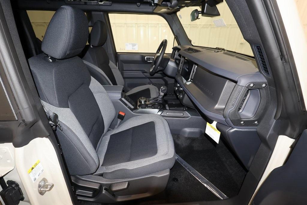 new 2025 Ford Bronco car, priced at $44,908