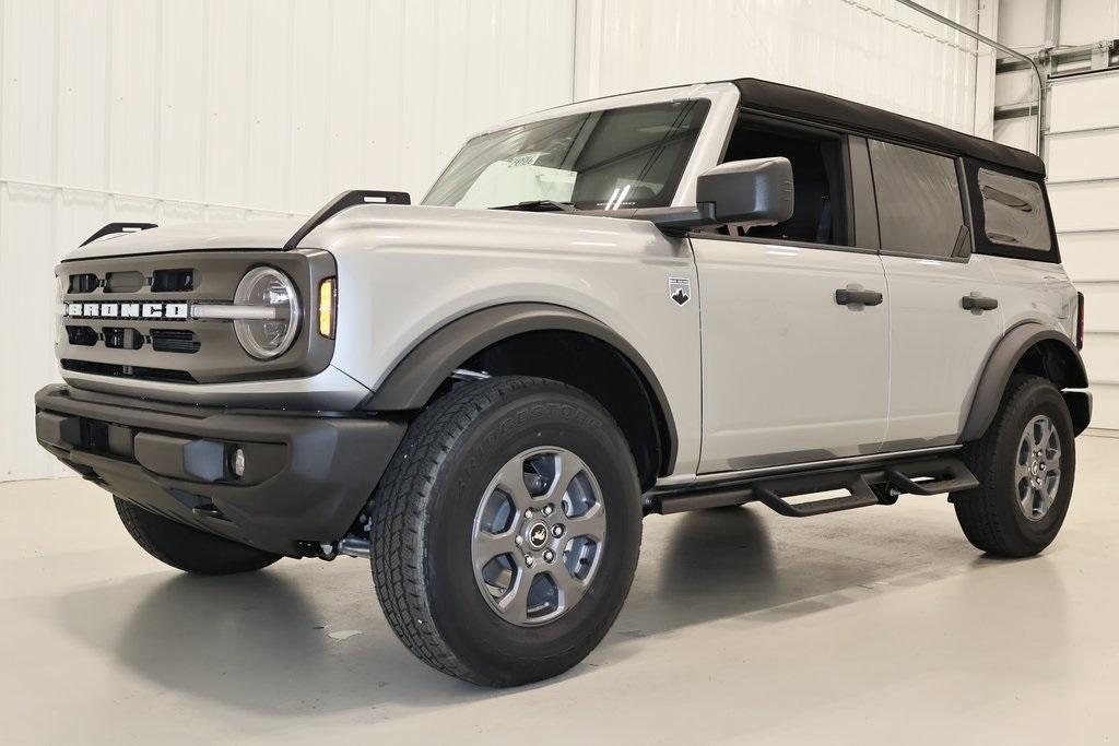 new 2024 Ford Bronco car, priced at $42,005