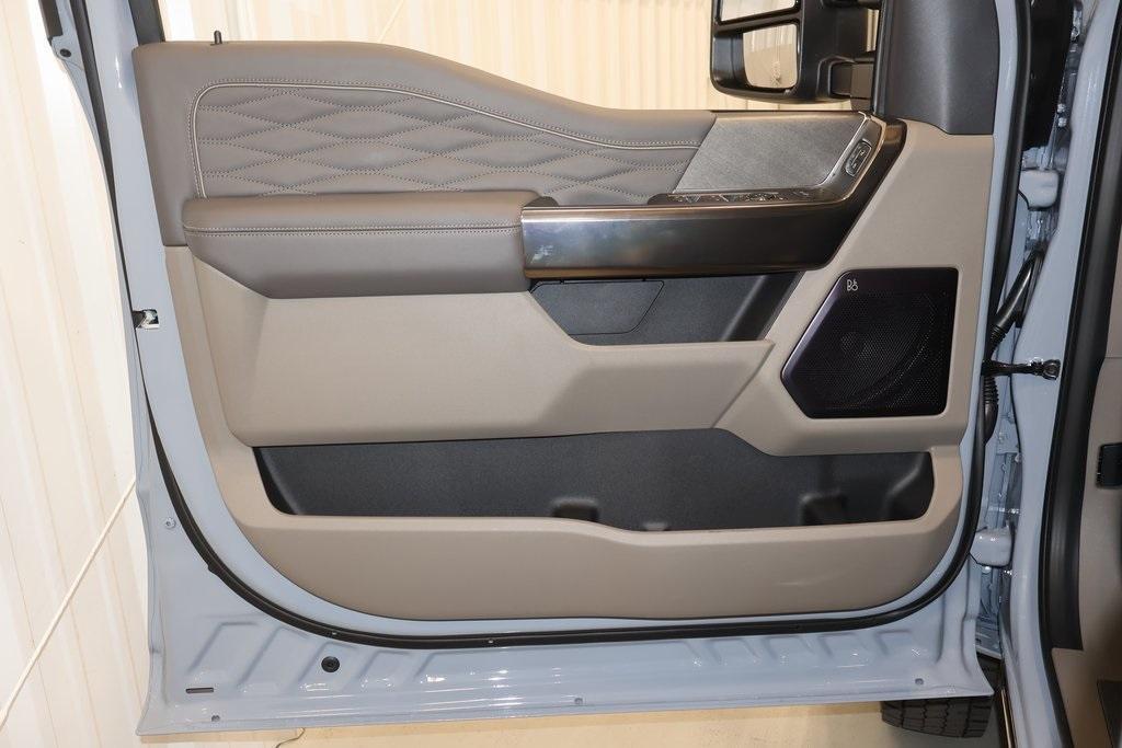 new 2025 Ford F-450 car, priced at $107,970