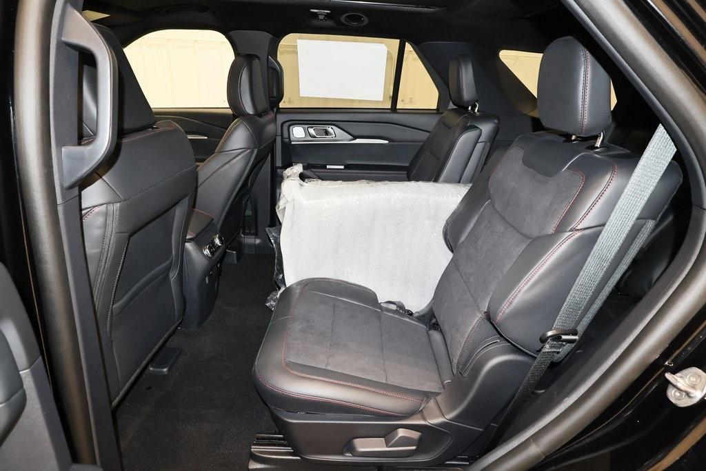 new 2025 Ford Explorer car, priced at $58,610