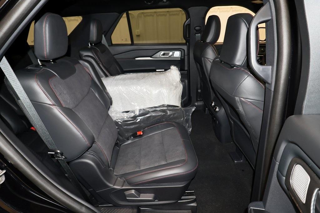 new 2025 Ford Explorer car, priced at $58,610