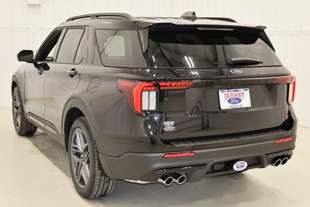 new 2025 Ford Explorer car, priced at $58,610