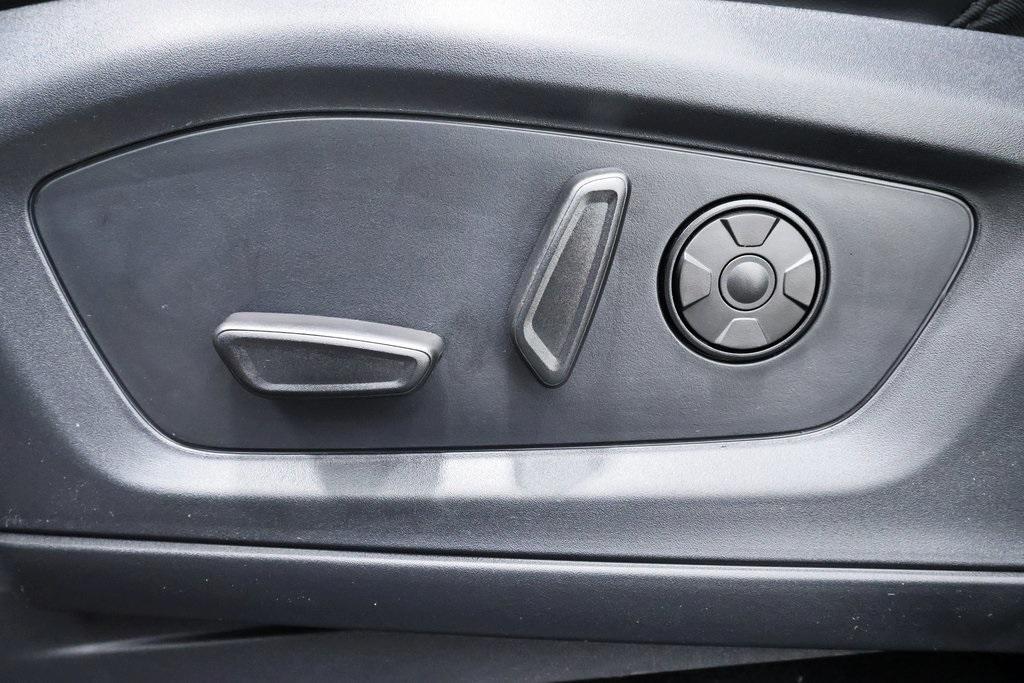 new 2025 Ford Explorer car, priced at $58,610