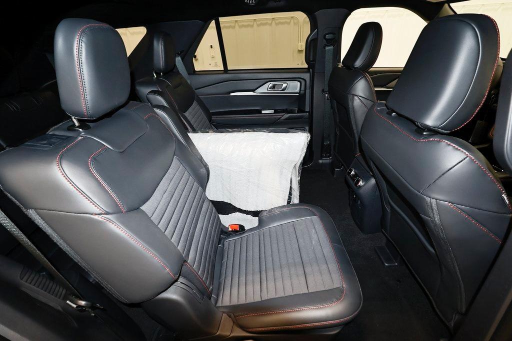 new 2025 Ford Explorer car, priced at $49,311