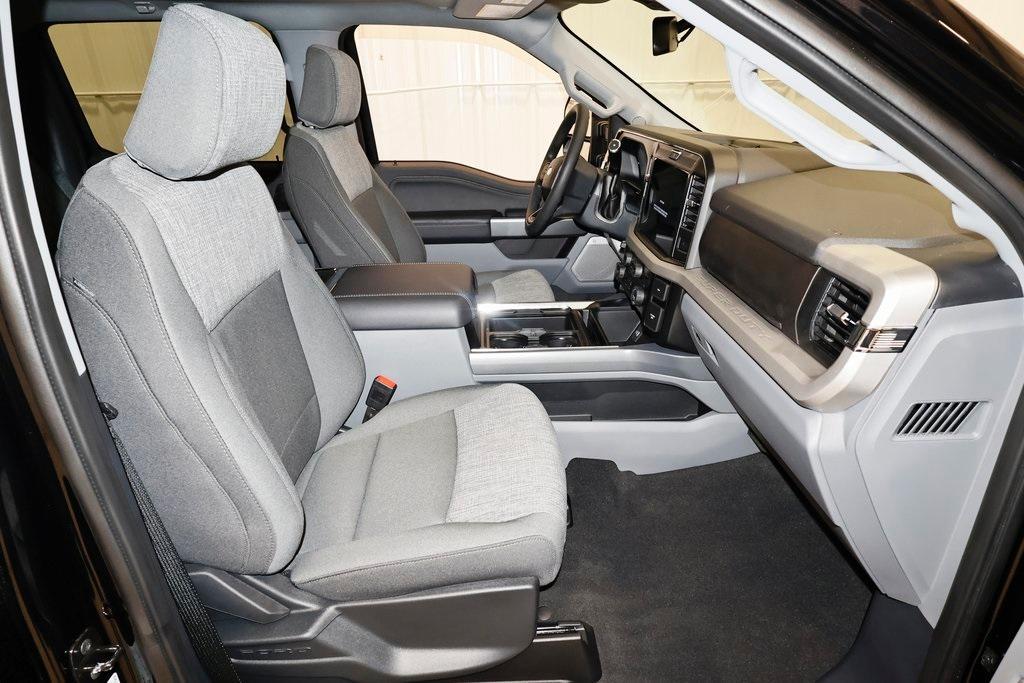 new 2025 Ford F-350 car, priced at $71,325