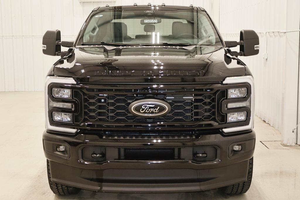 new 2025 Ford F-350 car, priced at $71,325
