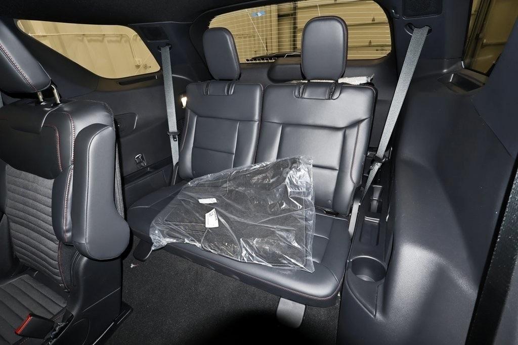 new 2025 Ford Explorer car, priced at $49,373