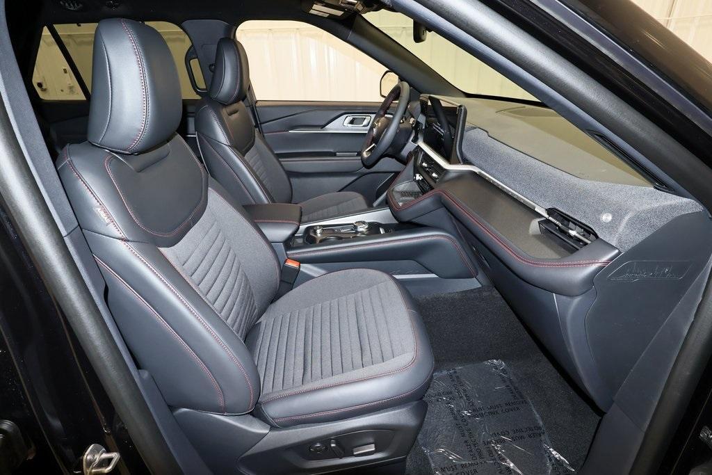 new 2025 Ford Explorer car, priced at $49,373