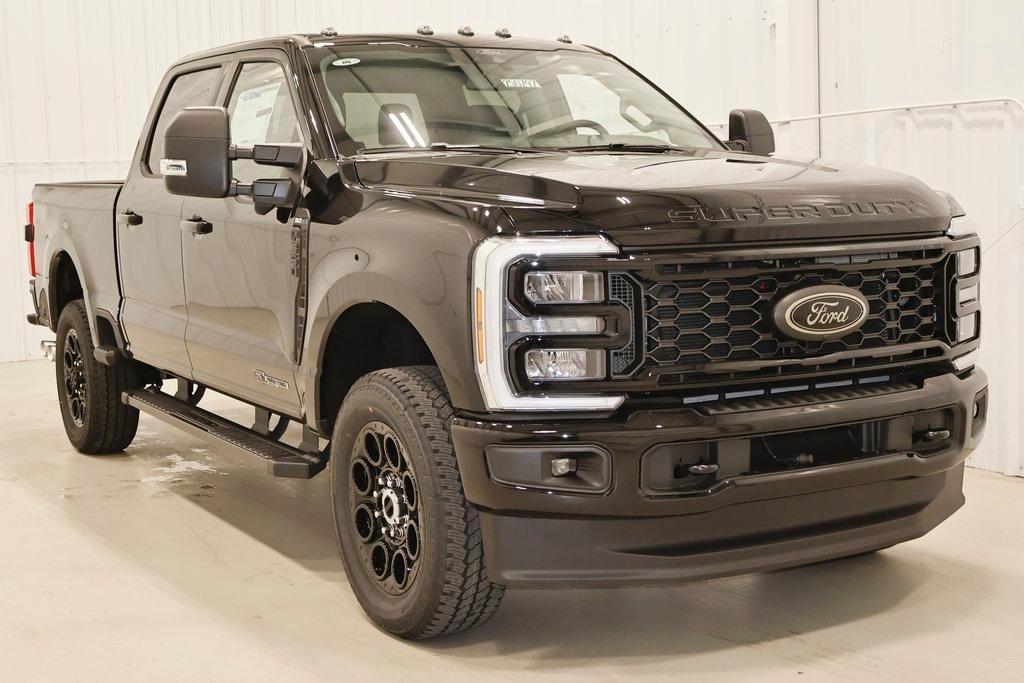 new 2025 Ford F-350 car, priced at $80,340
