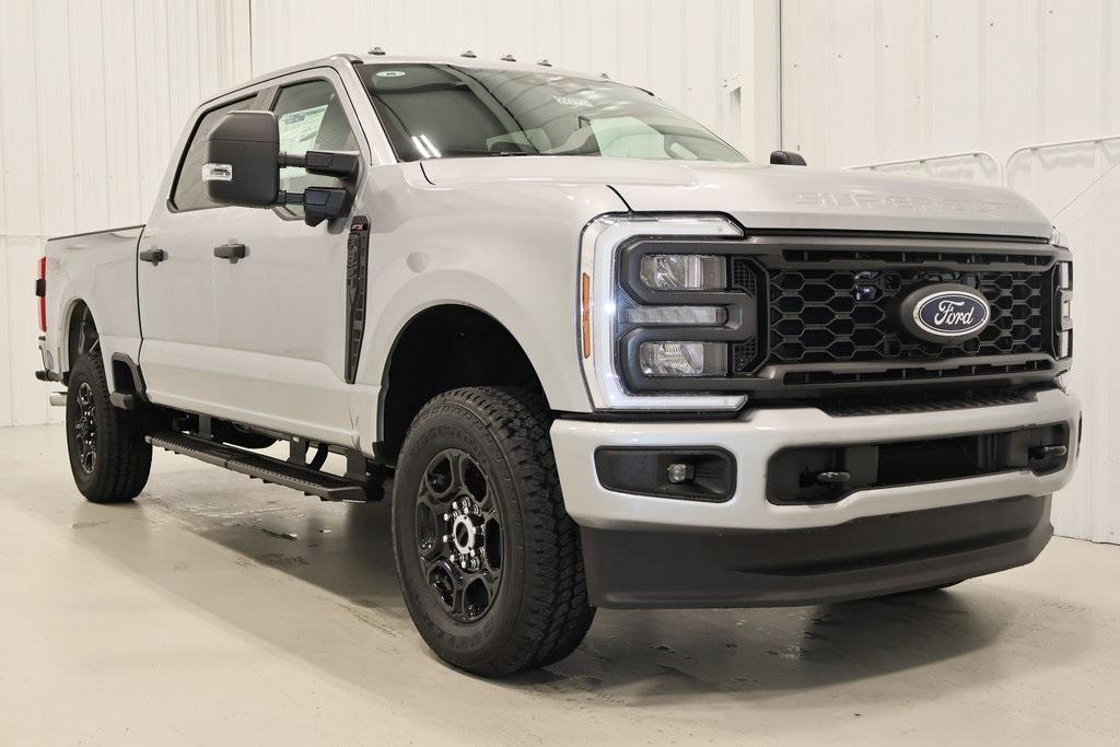 new 2024 Ford F-350 car, priced at $58,835